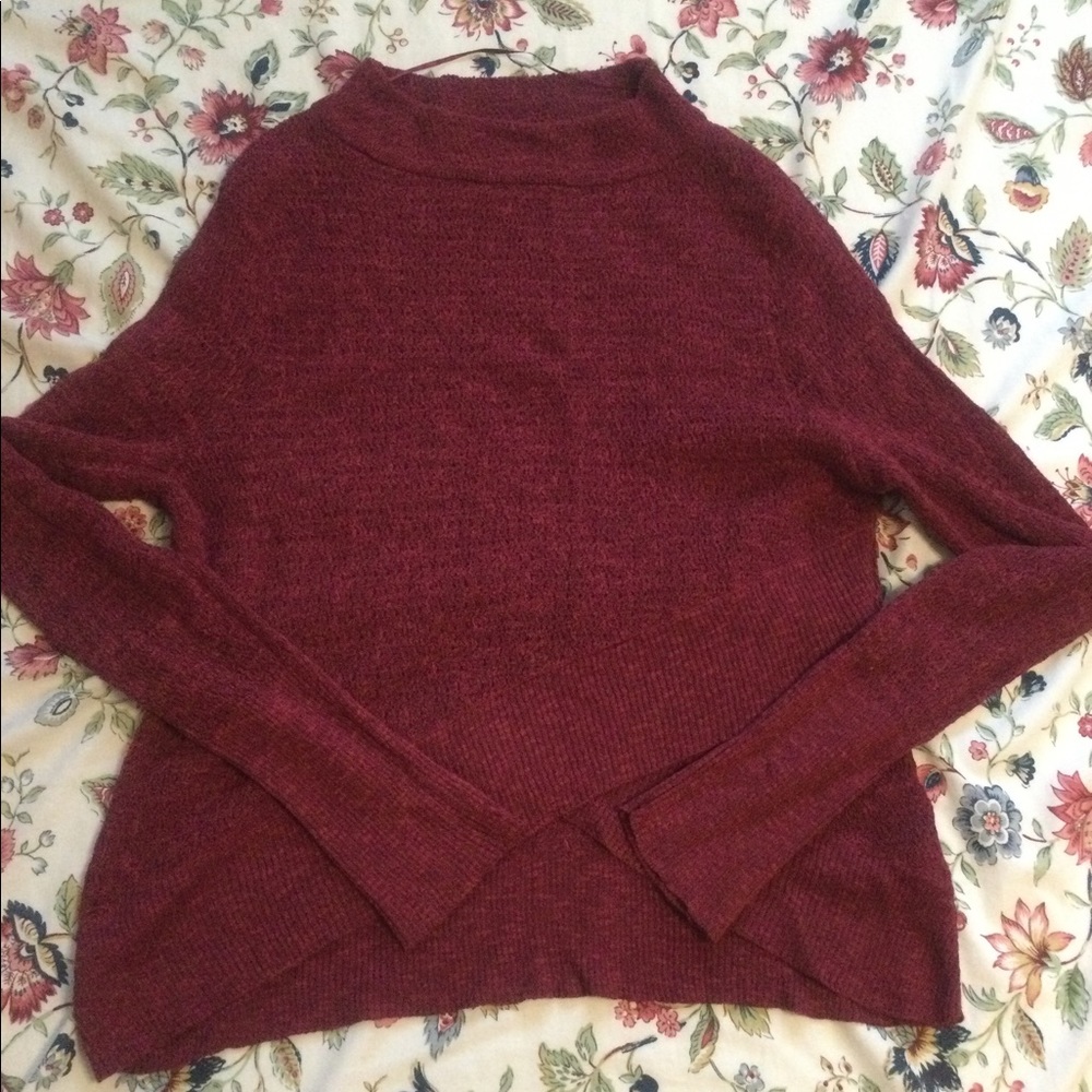Free People maroon sweater